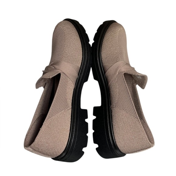 NEW BZees Muse Bow Platform Loafer Shoes Lifestride Latte Tan Women's Size 10W - Picture 4 of 10